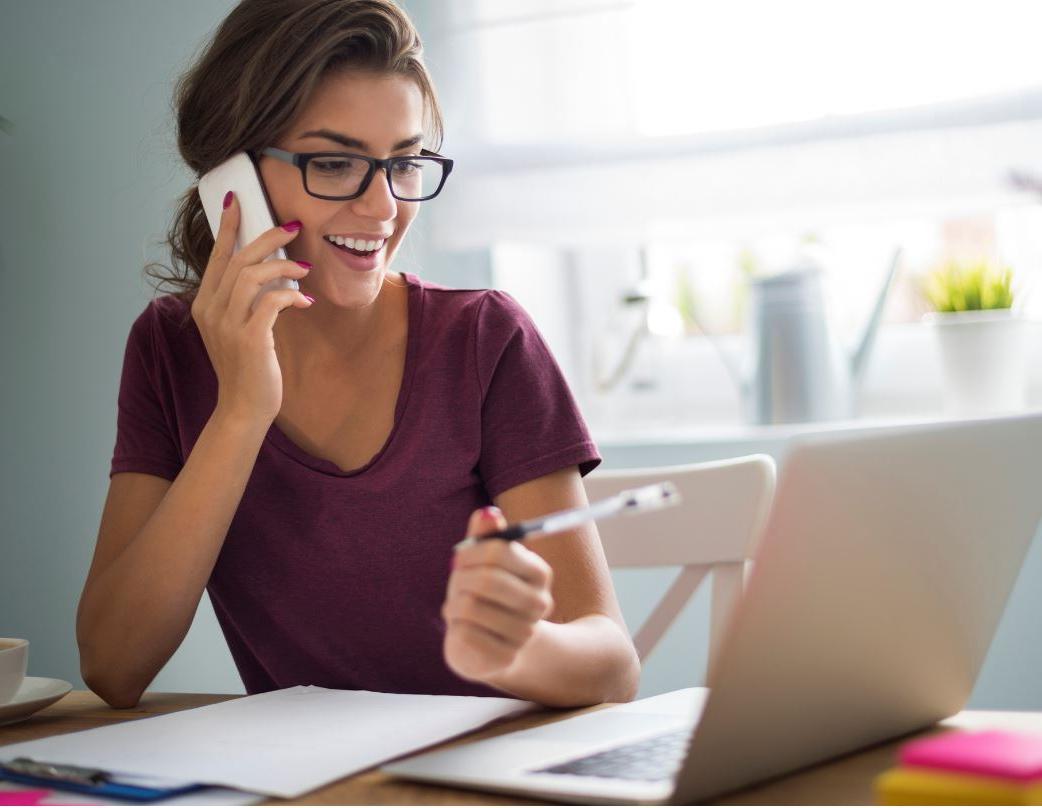 woman on laptop